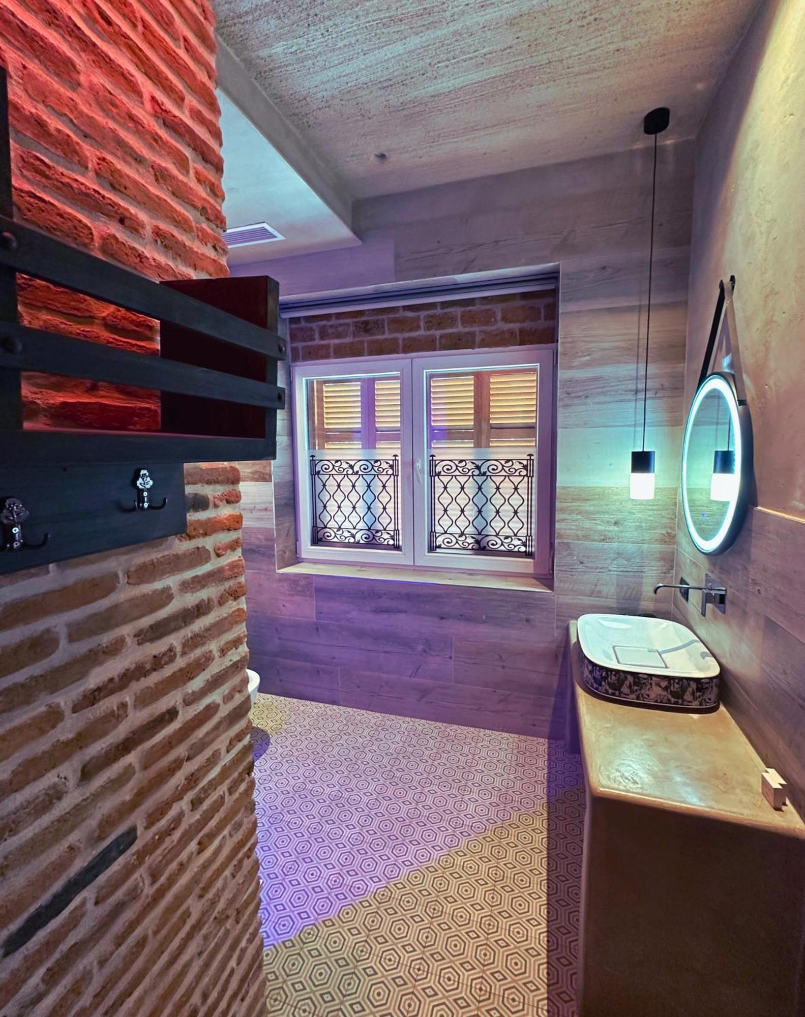 Meri Boutique Hotel Korça Exteriör bild