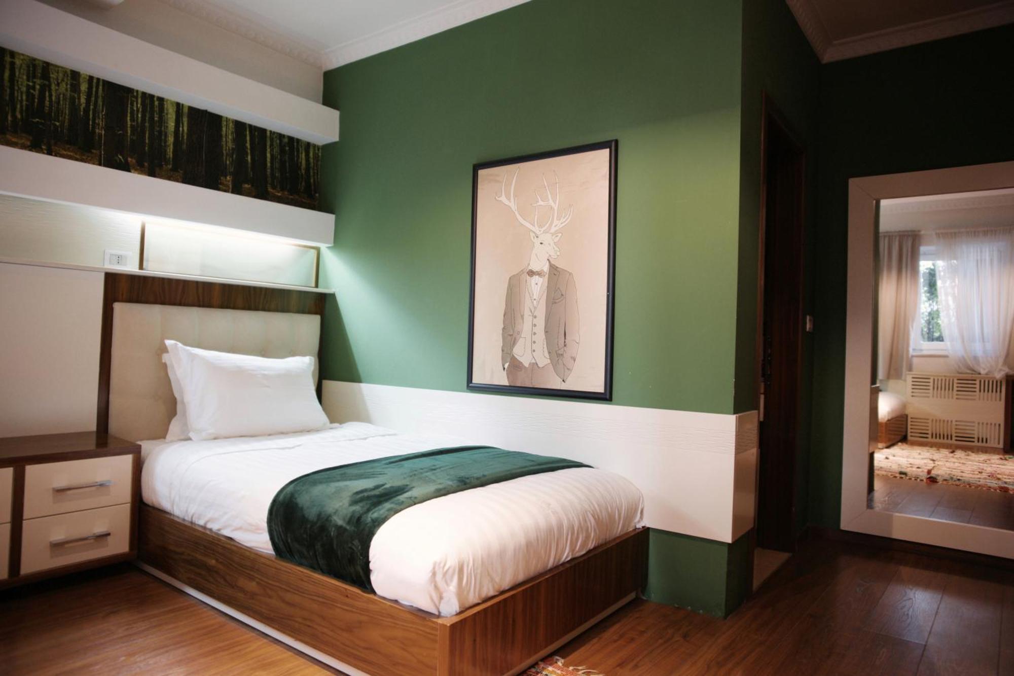 Meri Boutique Hotel Korça Rum bild