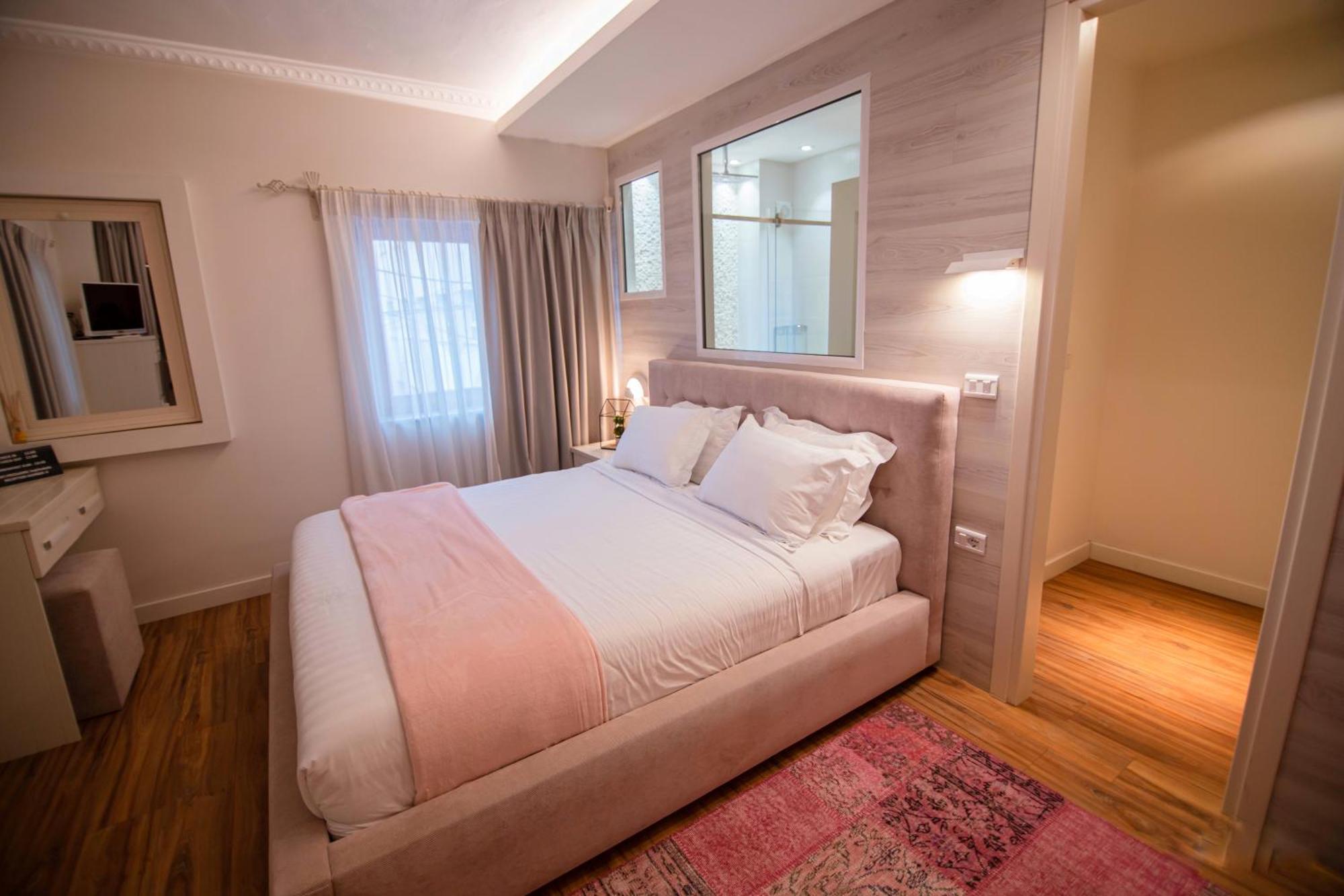 Meri Boutique Hotel Korça Rum bild
