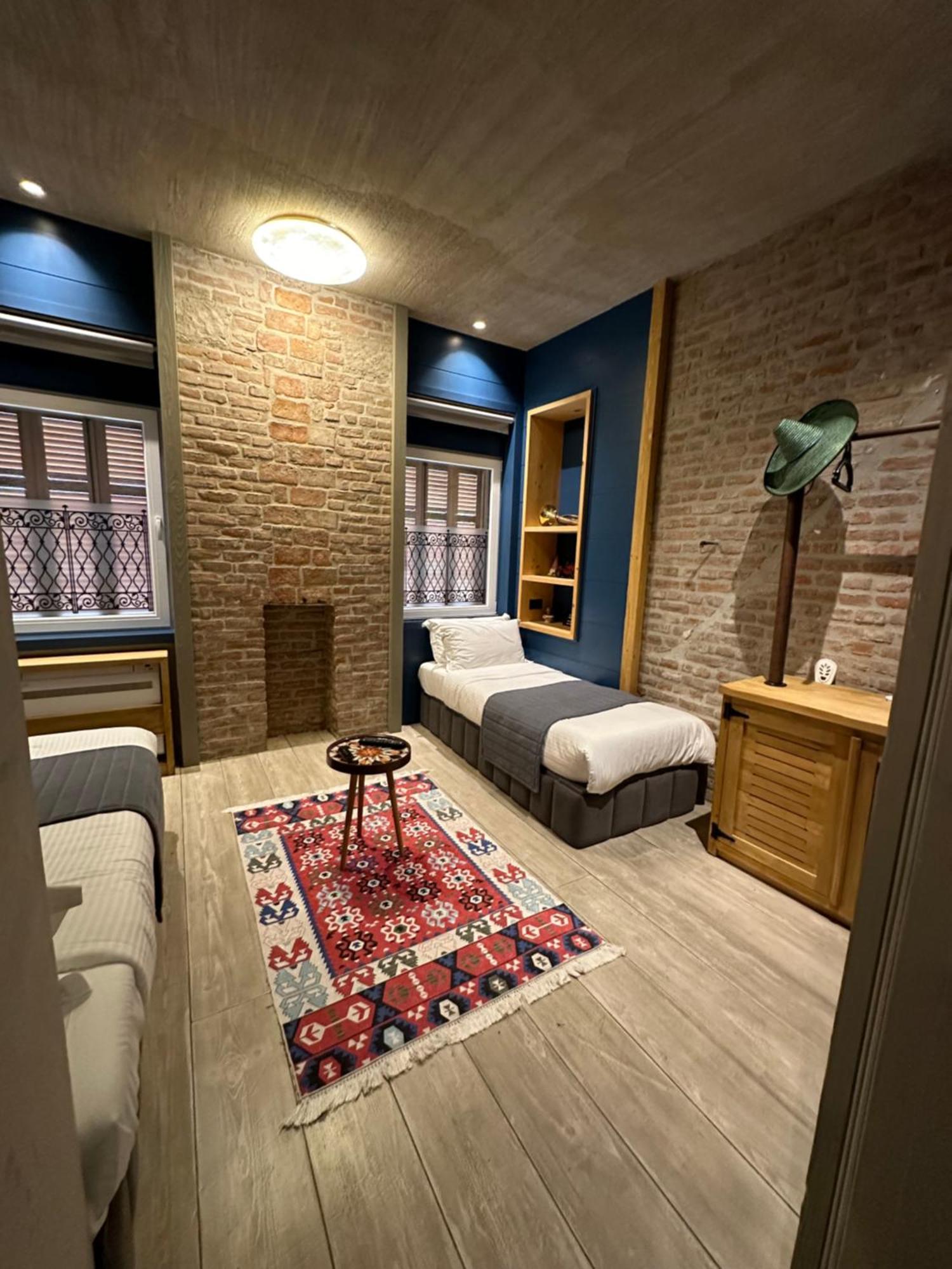 Meri Boutique Hotel Korça Exteriör bild